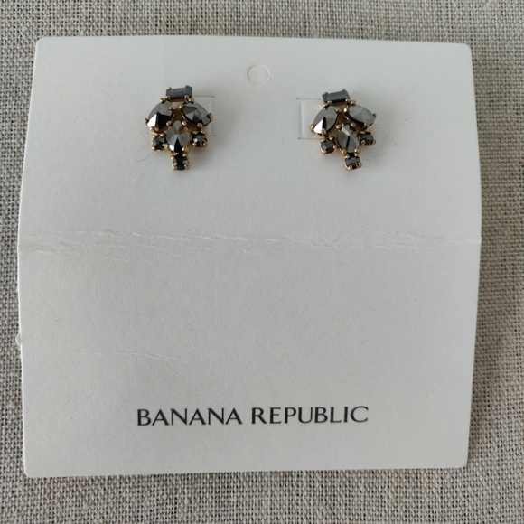 Brand New Banana Republic Earrings - Picture 2 of 2